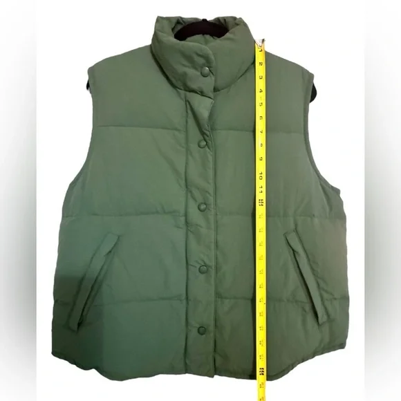Eddie Bauer: Women’s Vintage Goose Down Deep Green Puffer Vest, Small Petite - Picture 7 of 7